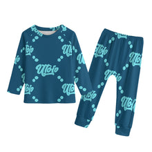 Load image into Gallery viewer, UTO IV Kid&#39;s Knitted Fleece Set
