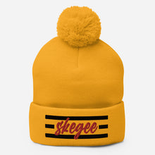 Load image into Gallery viewer, UTO IV SKEGEE Pom-Pom Beanie
